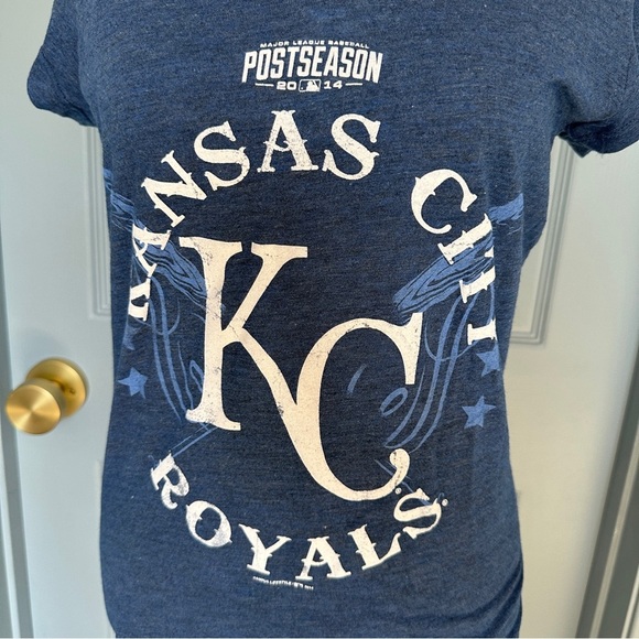 NWT Kansas City Royals Genuine Merchandise MLB Women’s T-Shirt - Picture 2 of 5